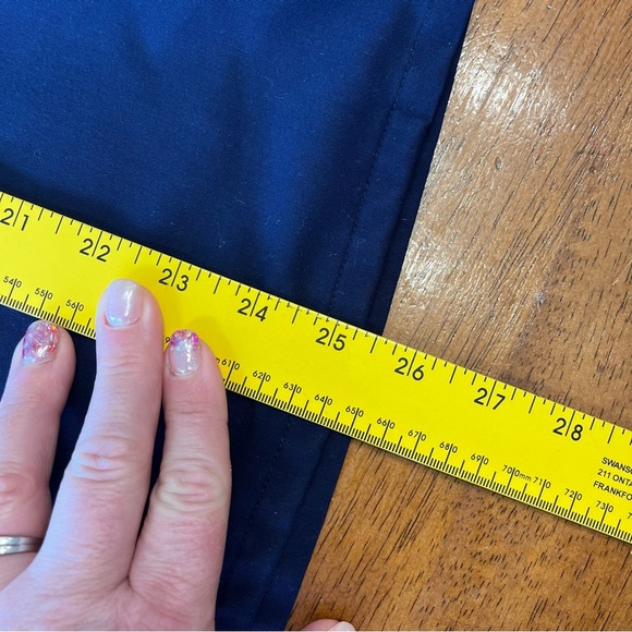 Navy Figs v-neck scrub top size small color po# 1366 - Picture 5 of 8